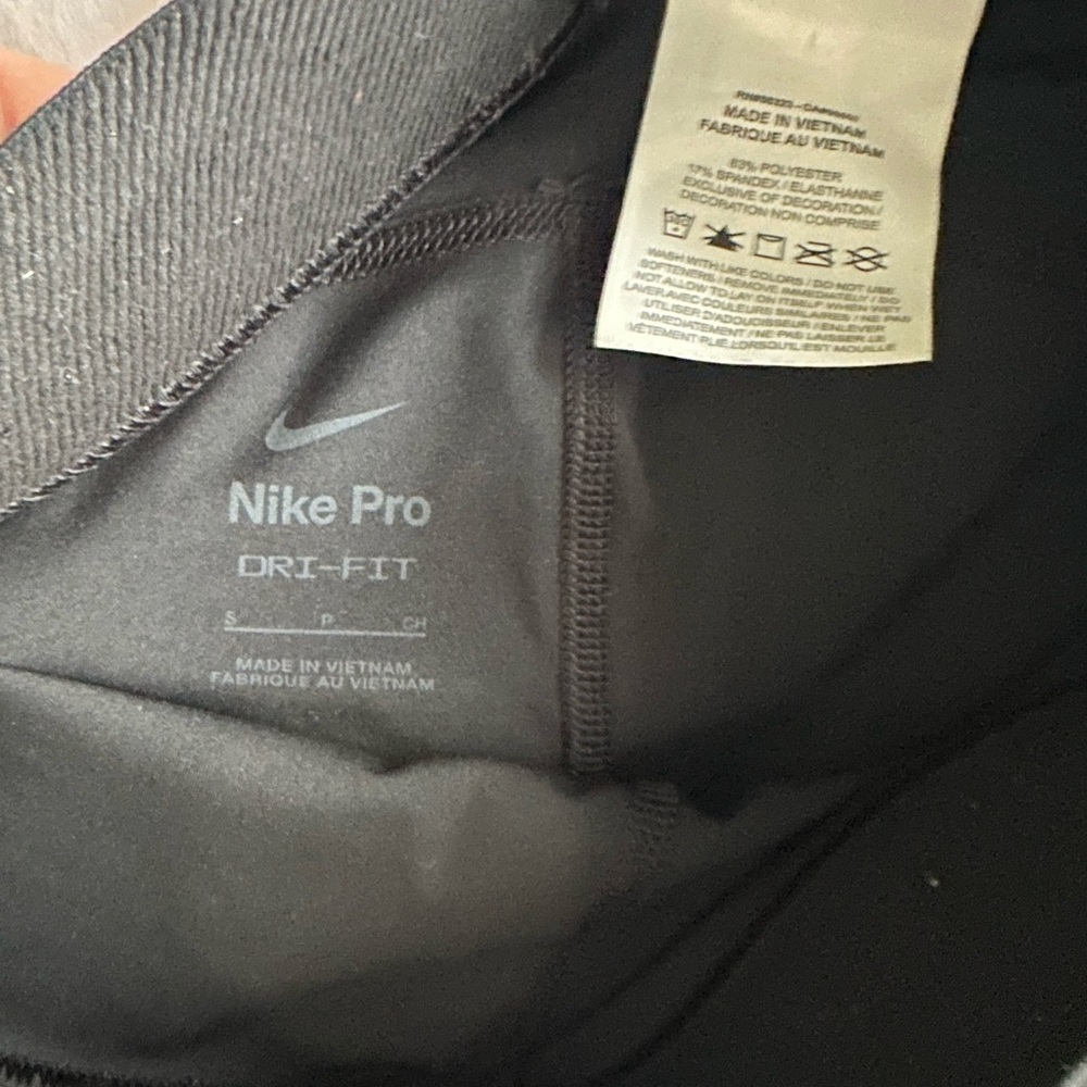 Nike Pro Women's Athletic Black Shorts - Picture 3 of 3